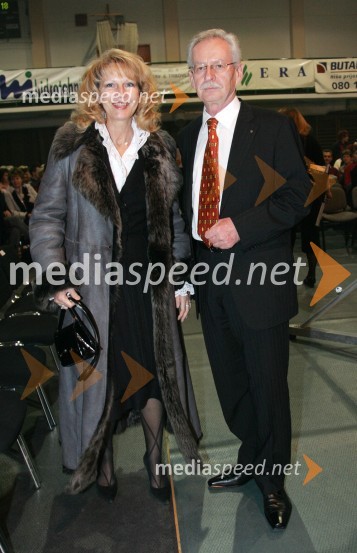 Zlatko Šetinc, odgovorni urednik Nedeljskega dnevnika z ženo BlankoSlovenec leta 2006