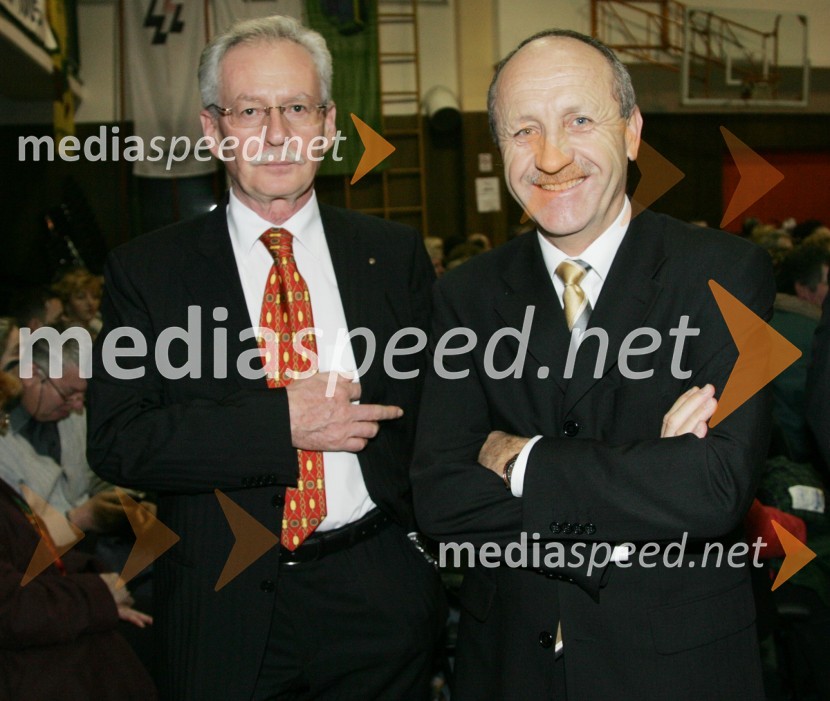Zlatko Šetinc, odgovorni urednik Nedeljskega dnevnika  in Branko Pavlin, predsednik uprave časopisne družbe DnevnikSlovenec leta 2006