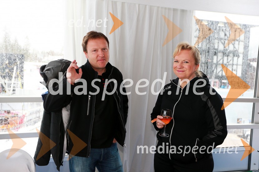 Samo Pagon, vodja marketinga znamke Audi pri podjetju Porsche Slovenija d.o.o;&nbsp;Sabrina Pečelin, vodja odnosov z javnostmi pri Porsche Slovenija d.o.o.Pokal Vitranc 2013, slalom in VIP druženje