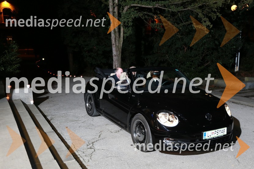 Volkswagen BeetleViktorji 2012, rdeča preproga in druženje pred dvorano