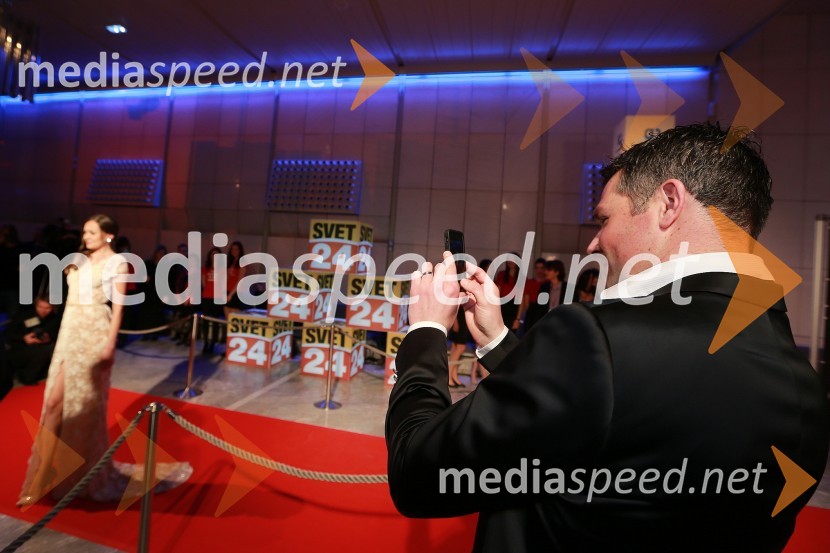 Viktorji 2012, rdeča preproga in druženje pred dvorano