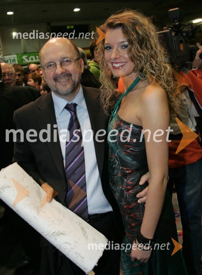 Katja Majhenič, Lepa soseda 2006 in Zmago Jelinčič Plemeniti, poslanec SNSSlovenec leta 2006