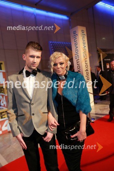 Tomaž Mihelič Marlenna, novinar; Anita Lončar, Lepotni studio PriveViktorji 2012, rdeča preproga in druženje pred dvorano