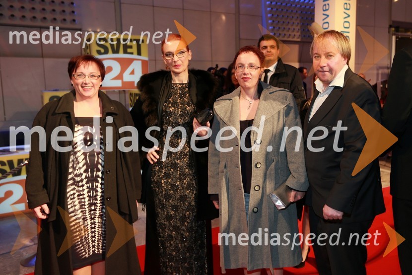 Sabrina Povšič Štimec, odnosi z javnostmi RTV Slovenija; Mojca Celin, modna oblikovalka; Monika Povšič; ...Viktorji 2012, rdeča preproga in druženje pred dvorano