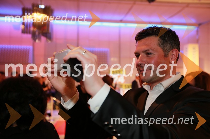 Matjaž NemecViktorji 2012, rdeča preproga in druženje pred dvorano