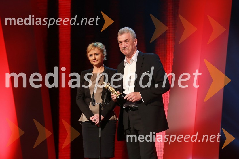 Darja Zgonc, voditeljica; Slavko Bobovnik, TV voditeljViktorji 2012, podelitev nagrad