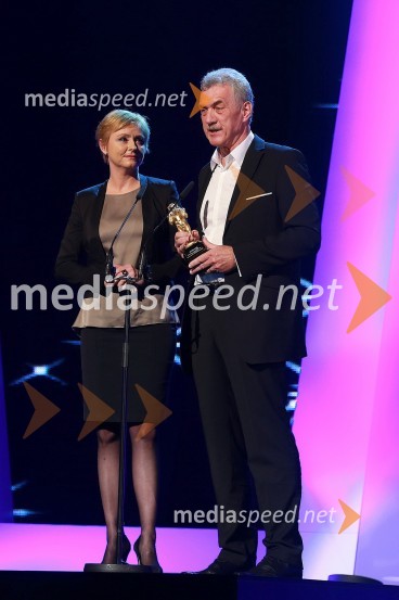 Darja Zgonc, voditeljica; Slavko Bobovnik, TV voditeljViktorji 2012, podelitev nagrad