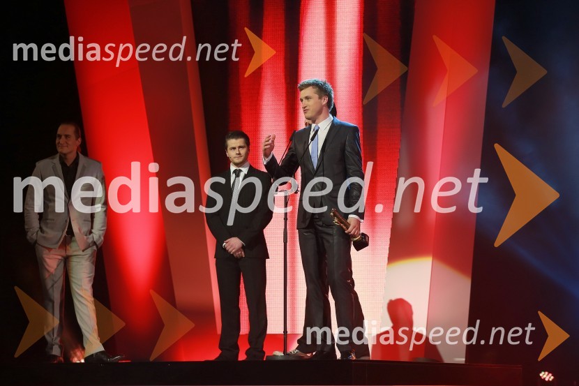 Denis Avdić, moderatorViktorji 2012, podelitev nagrad