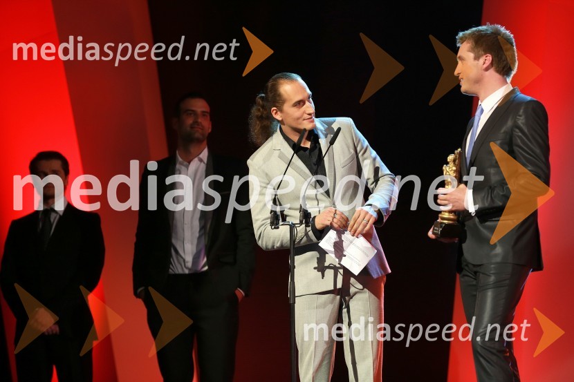 Vid Valič, stand up komik;&nbsp;Denis Avdić, moderatorViktorji 2012, podelitev nagrad
