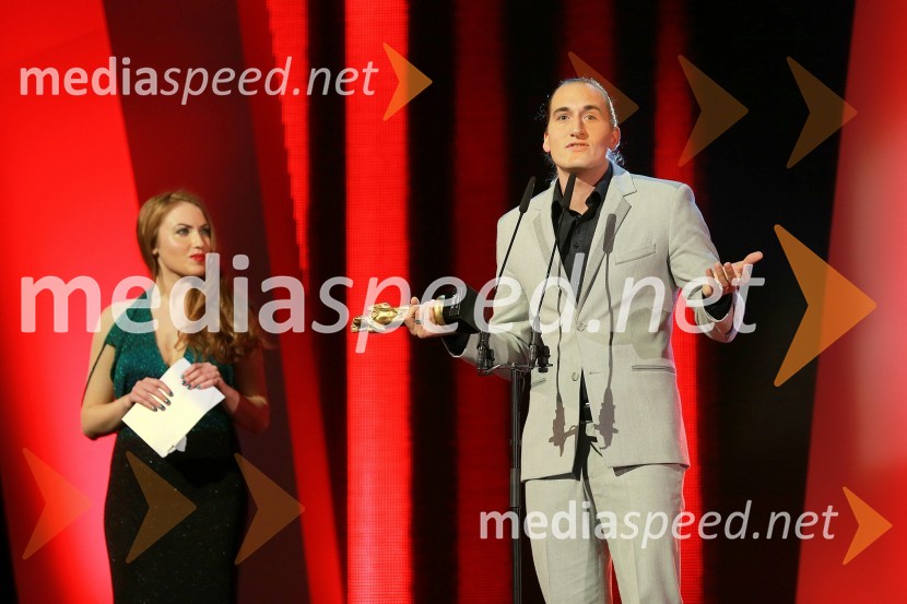 Maja Martina Merljak, igralka;&nbsp;Vid Valič, stand up komikViktorji 2012, podelitev nagrad