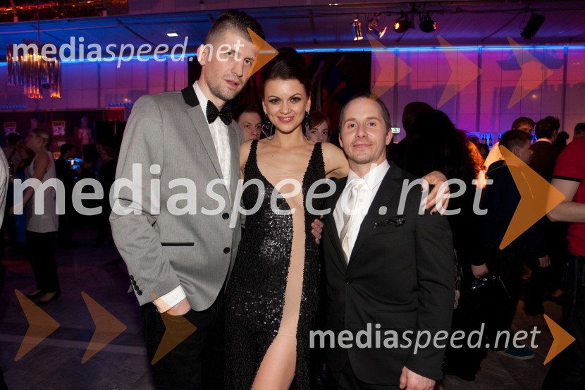 Tomaž Mihelič-Marlenna, novinar; Nina Osenar, voditeljica; Miha Brajnik, igralecViktorji 2012, zabava po podelitvi