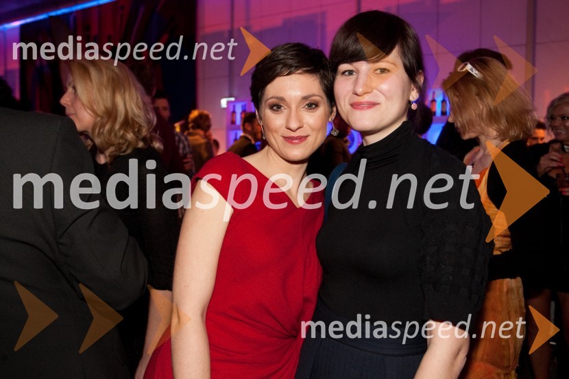 Neža Prah; Tanja KotnikViktorji 2012, zabava po podelitvi
