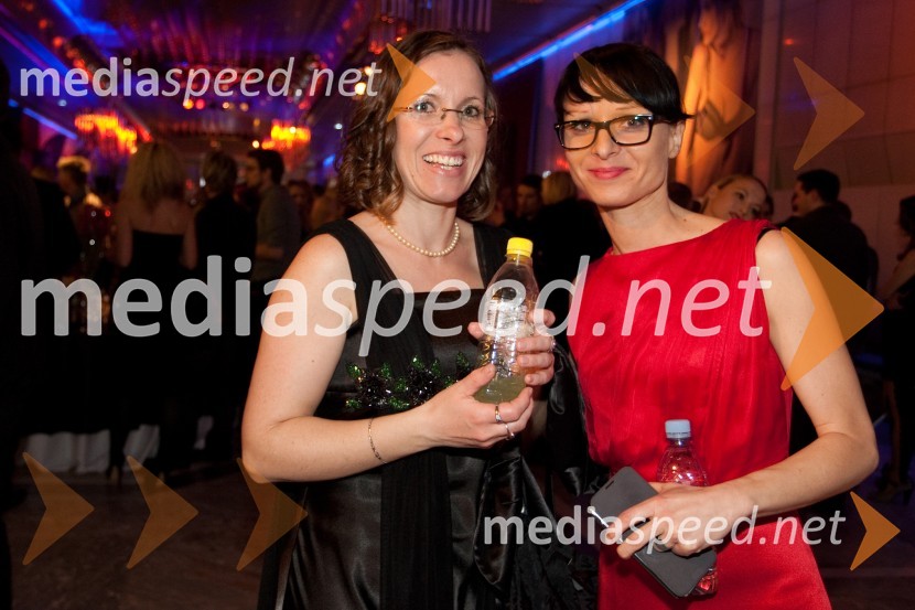...;  Irena Kolenc, vodja marketinga in odnosov z javnostmi Krater MediaViktorji 2012, zabava po podelitvi