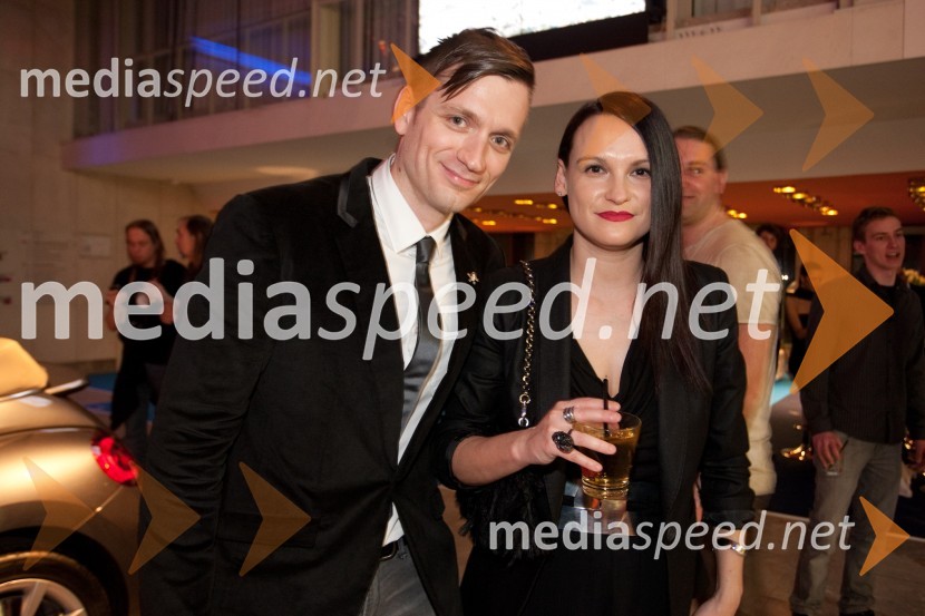 Simon Vadnjal, glasbenik; Bojana UranjekViktorji 2012, zabava po podelitvi