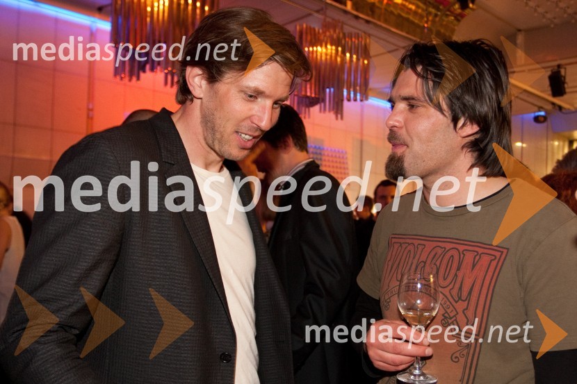 Luka Špik, veslač; David Kovšca – Buda, pevec skupine Elvis JacksonViktorji 2012, zabava po podelitvi
