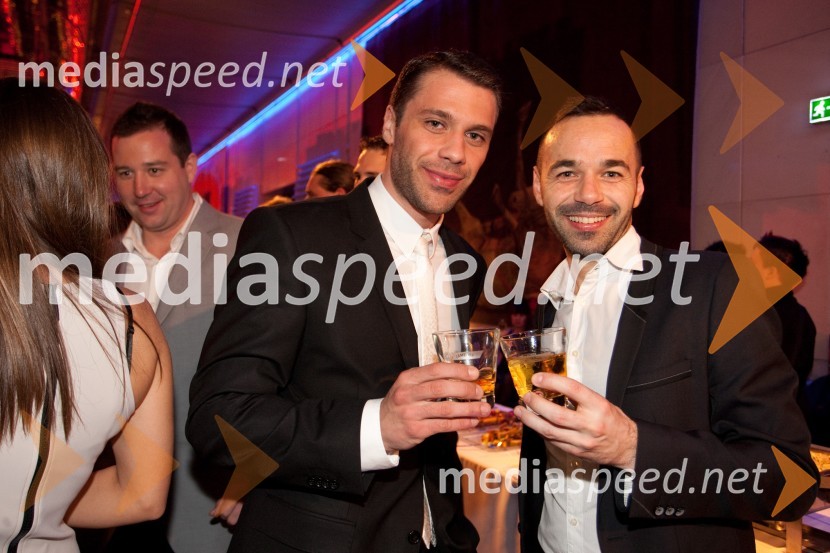 Bojan Ilijanič, mister Universe 2010; Martin Kosaber, brand manager Pernod Ricard Slovenija d.o.o.Viktorji 2012, zabava po podelitvi