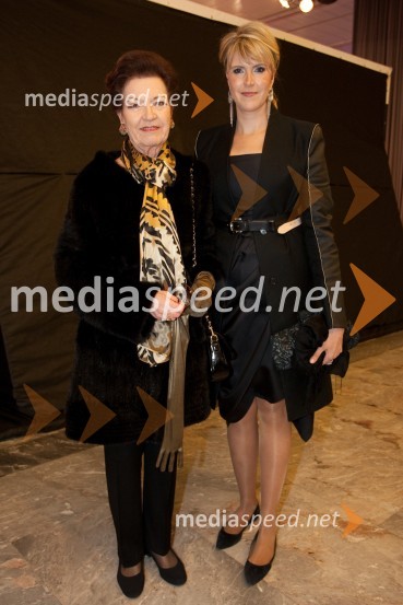 Elza Budau; dr. Nina Suvorov, lepotna kirurginjaViktorji 2012, rdeča preproga in druženje pred dvorano