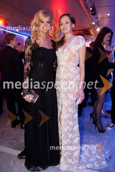 Tjaša Kokalj, Tjaša Kokalj, novinarka in Miss Universe Slovenije 2007; Iryna Osypenko Nemec, manekenkaViktorji 2012, rdeča preproga in druženje pred dvorano