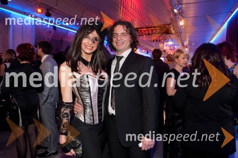 Nena Muršič; Brane KrižmanViktorji 2012, rdeča preproga in druženje pred dvorano