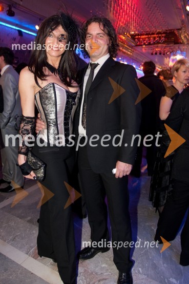 Nena Muršič; Brane KrižmanViktorji 2012, rdeča preproga in druženje pred dvorano