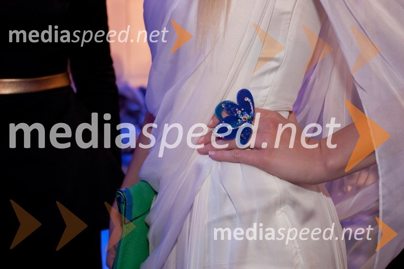 Marika Savšek, miss Universe 2010Viktorji 2012, rdeča preproga in druženje pred dvorano