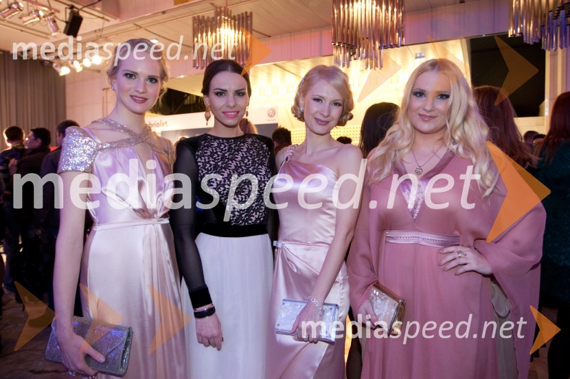 Lana Mahnič Jekoš, miss Slovenije 2011; Mirela Korač, Miss Universe Slovenije 2009; Maja Ferme, modna oblikovalka; Danica LovenjakViktorji 2012, rdeča preproga in druženje pred dvorano
