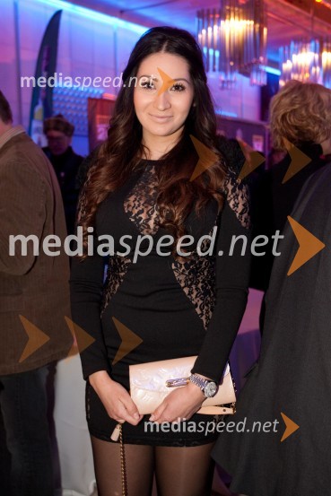 Ursula GawishViktorji 2012, rdeča preproga in druženje pred dvorano