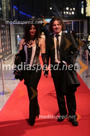 Nena Muršič; Brane KrižmanViktorji 2012, rdeča preproga in druženje pred dvorano