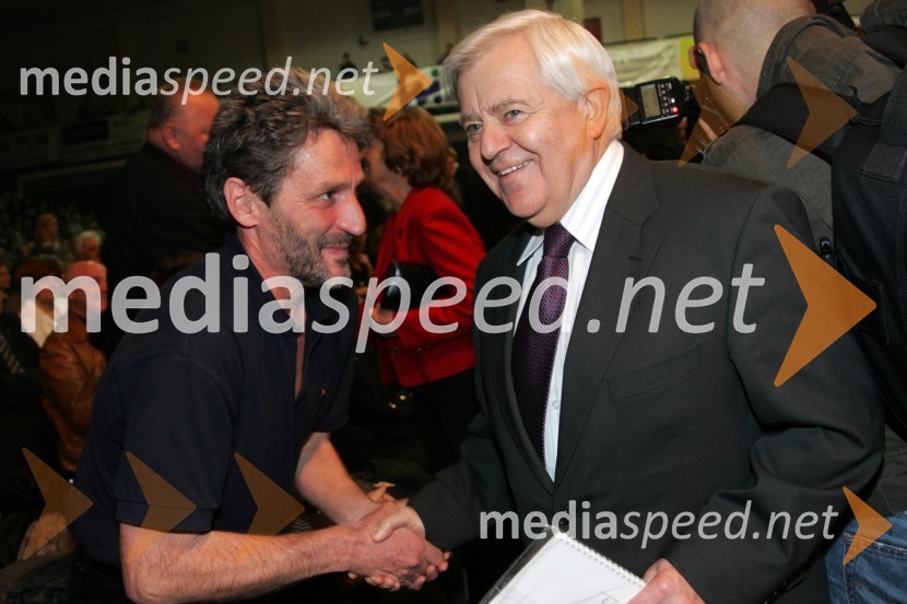 Tomo Križnar in Milan Kučan, nekdanji predsednik Republike SlovenijeSlovenec leta 2006