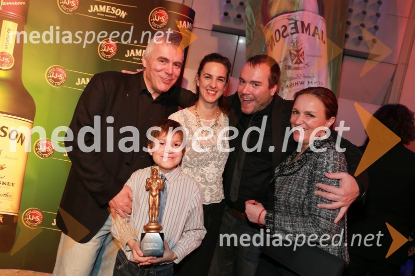 Zoran Predin, pevec; ...; Črt Predin; Rok Predin;&nbsp;Barbara Lapajne PredinViktorji 2012, zabava po podelitvi