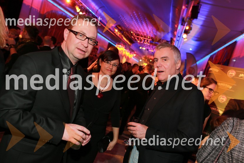 Marko Filli, generalni direktor RTV Slovenija; soproga Tatjana Kapel;&nbsp;Zoran Predin, glasbenikViktorji 2012, zabava po podelitvi