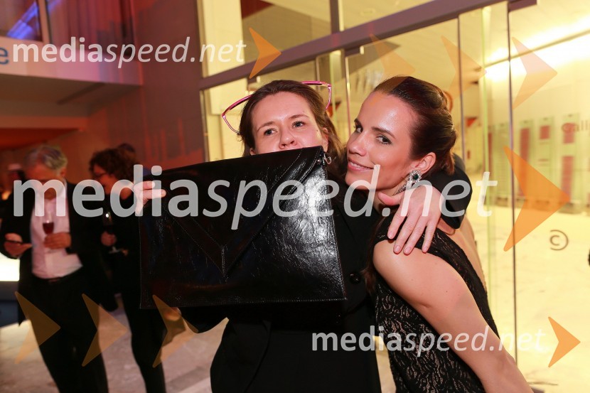 Ksenija Koren, KPV; Milena Kalacun, HubmediaViktorji 2012, zabava po podelitvi
