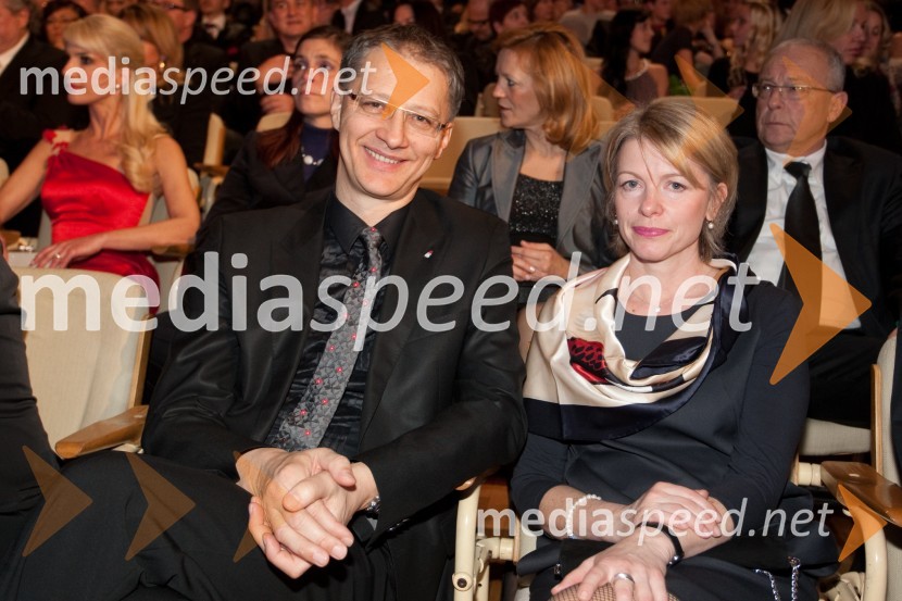 Dr. Igor Lukšič, nekdanji minister; dr. Marta Macedoni Lukšič, pediatrinjaViktorji 2012, podelitev nagrad