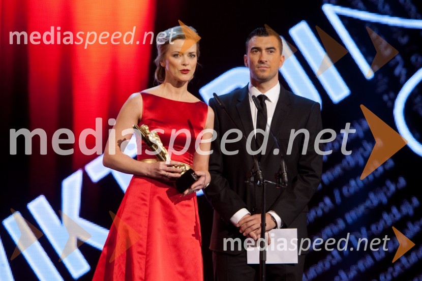 Živa Rogelj, voditeljica; Marko Potrč, voditeljViktorji 2012, podelitev nagrad