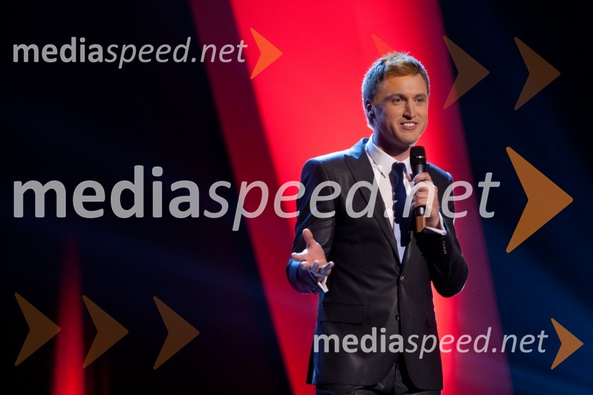 Denis Avdić, moderatorViktorji 2012, podelitev nagrad