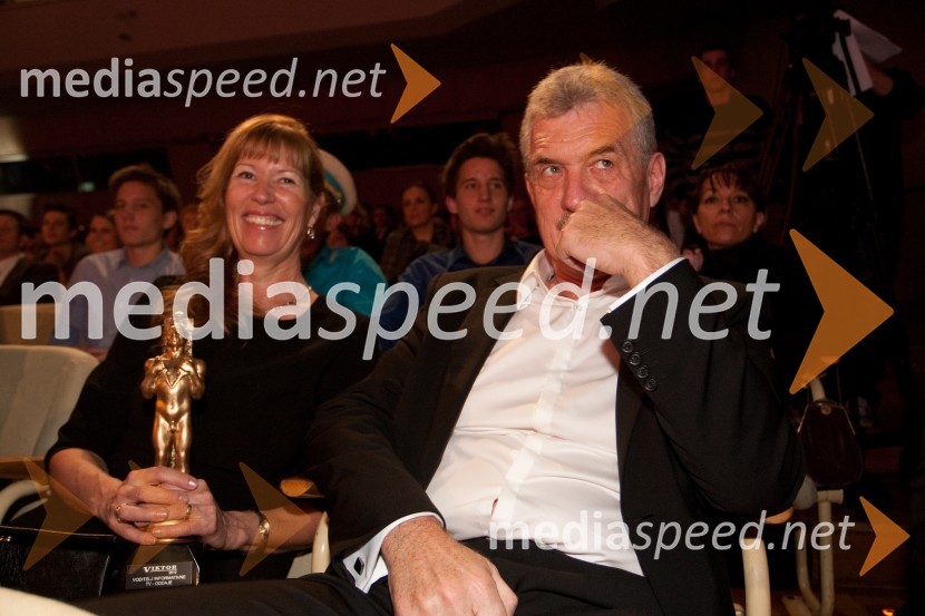 Breda Bobovnik, soprog Slavko Bobovnik, TV voditeljViktorji 2012, podelitev nagrad