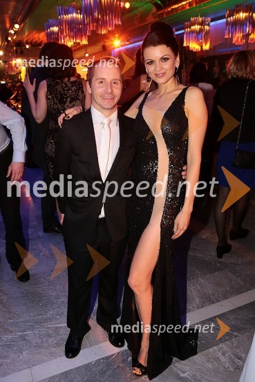 Miha Brajnik, igralec; Nina Osenar, voditeljicaViktorji 2012, zabava po podelitvi