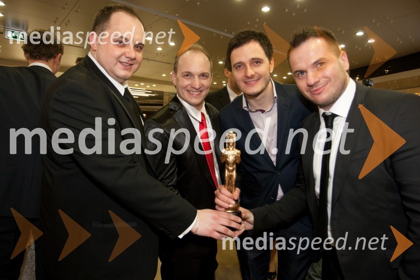 Skupina ModrijaniViktorji 2012, rdeča preproga in druženje pred dvorano