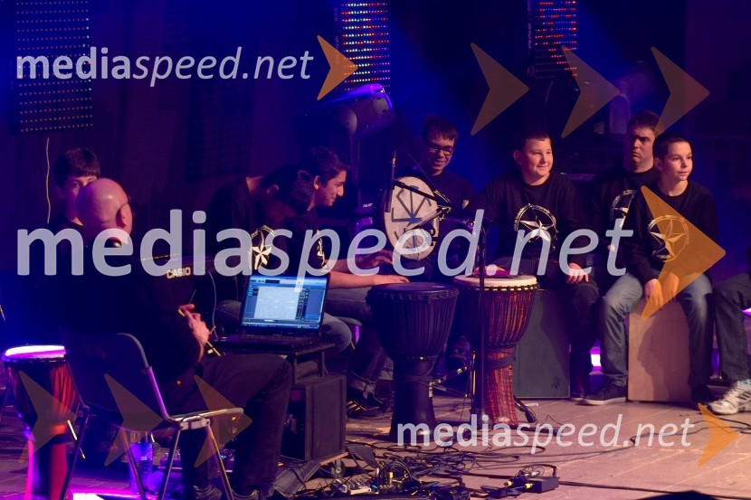 Junaki OŠ Gustava ŠilihaDobrodelni koncert »Za prvi korak«