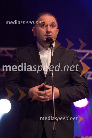 Marjan Škalič, predsednik društva »Namesto pike vejica«Dobrodelni koncert »Za prvi korak«