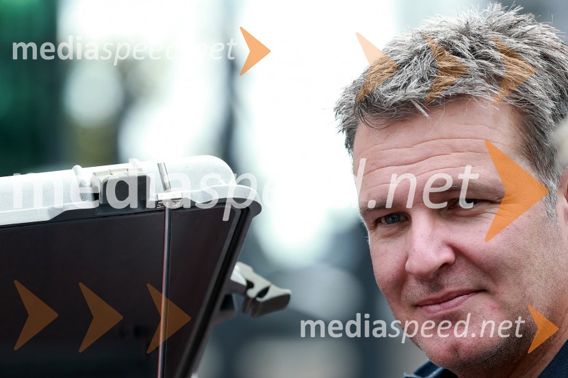 Paul Bellamy, BSI, IMG sportSkyfall, Žagar, Holder, Lindgren in Woffinden skočili iz 192 metrskega stolpa Skytowerja