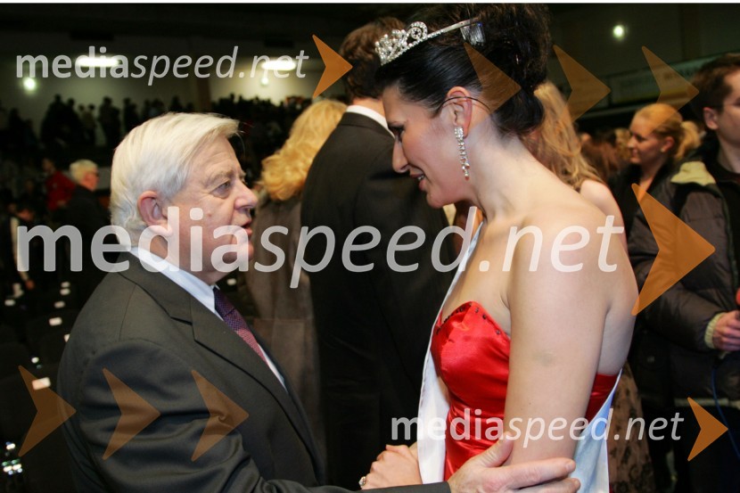 Milan Kučan, nekdanji predsednik Republike Slovenije in Boža Robnik, nesojena Naj gospa 2007Slovenec leta 2006