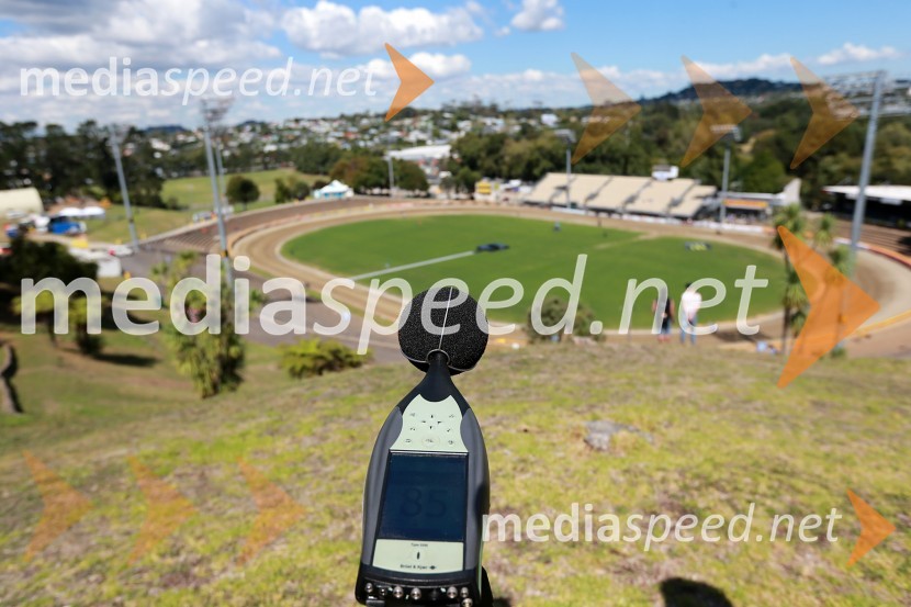 Stadion Western Springs Auckland; merjenje hrupaPrvi trening za VN Nove Zelandije v speedwayu