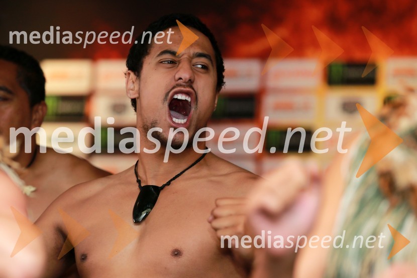 Maori med nastopomPrvi trening za VN Nove Zelandije v speedwayu