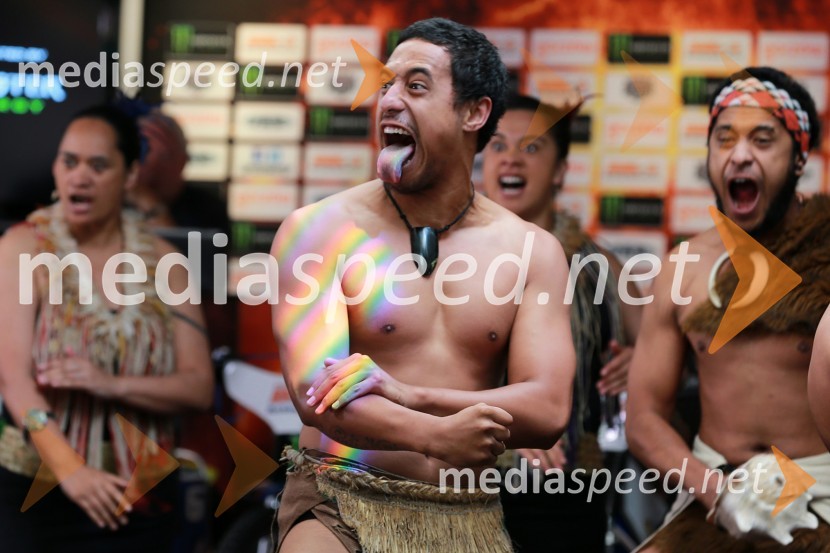 Maori med nastopomPrvi trening za VN Nove Zelandije v speedwayu
