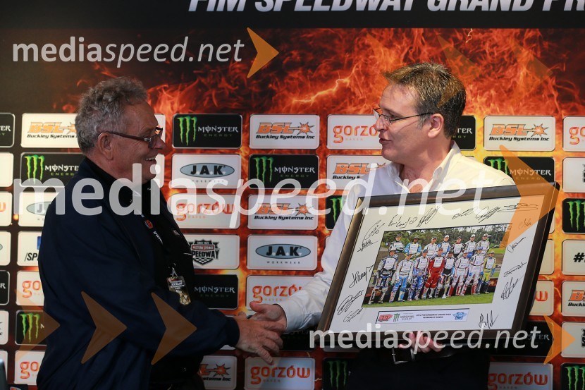 Bill Buckley, direktor BSL in glavni sponzor dirke za VN Nove Zelandije; Paul Bellamy, izvršni direktor BSI speedwayPrvi trening za VN Nove Zelandije v speedwayu