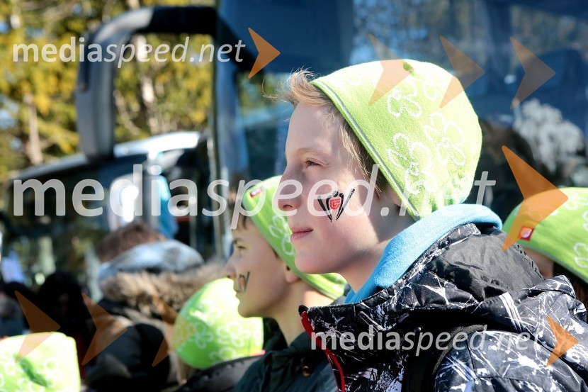 NavijačiPlanica 2013, finale v smučarskih poletih, četrtek
