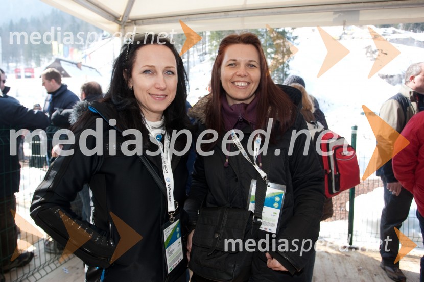 Petra Korošec, marketing Volkswagen, Porsche Slovenija; Mojca KlemenčičPlanica 2013, finale v smučarskih poletih, sobota