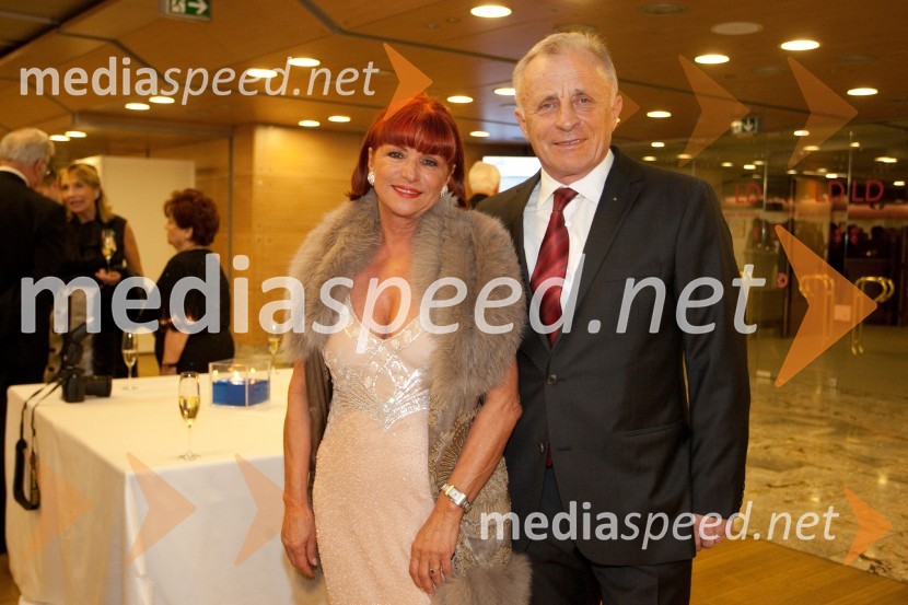 Maruša Glavan, direktorica podjetja Manet; soprog ToneVeliki dobrodelni Lions ples 2013