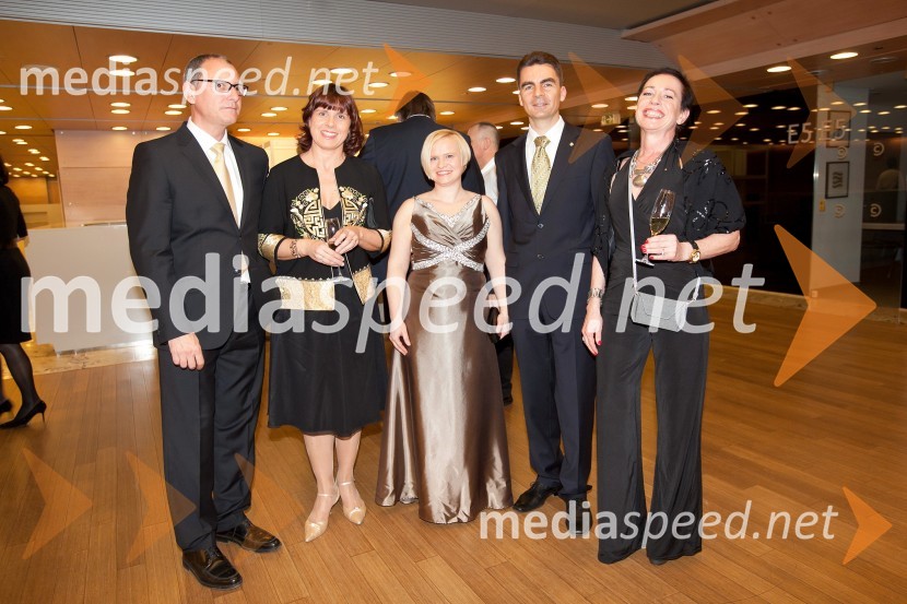 ...; ...;&nbsp;Andreja Šuštaršič Tomšič; Danilo Tomšič, direktor sektorja skrb za uporabnike Telekom Slovenije; Milenka Knez&nbsp;Veliki dobrodelni Lions ples 2013